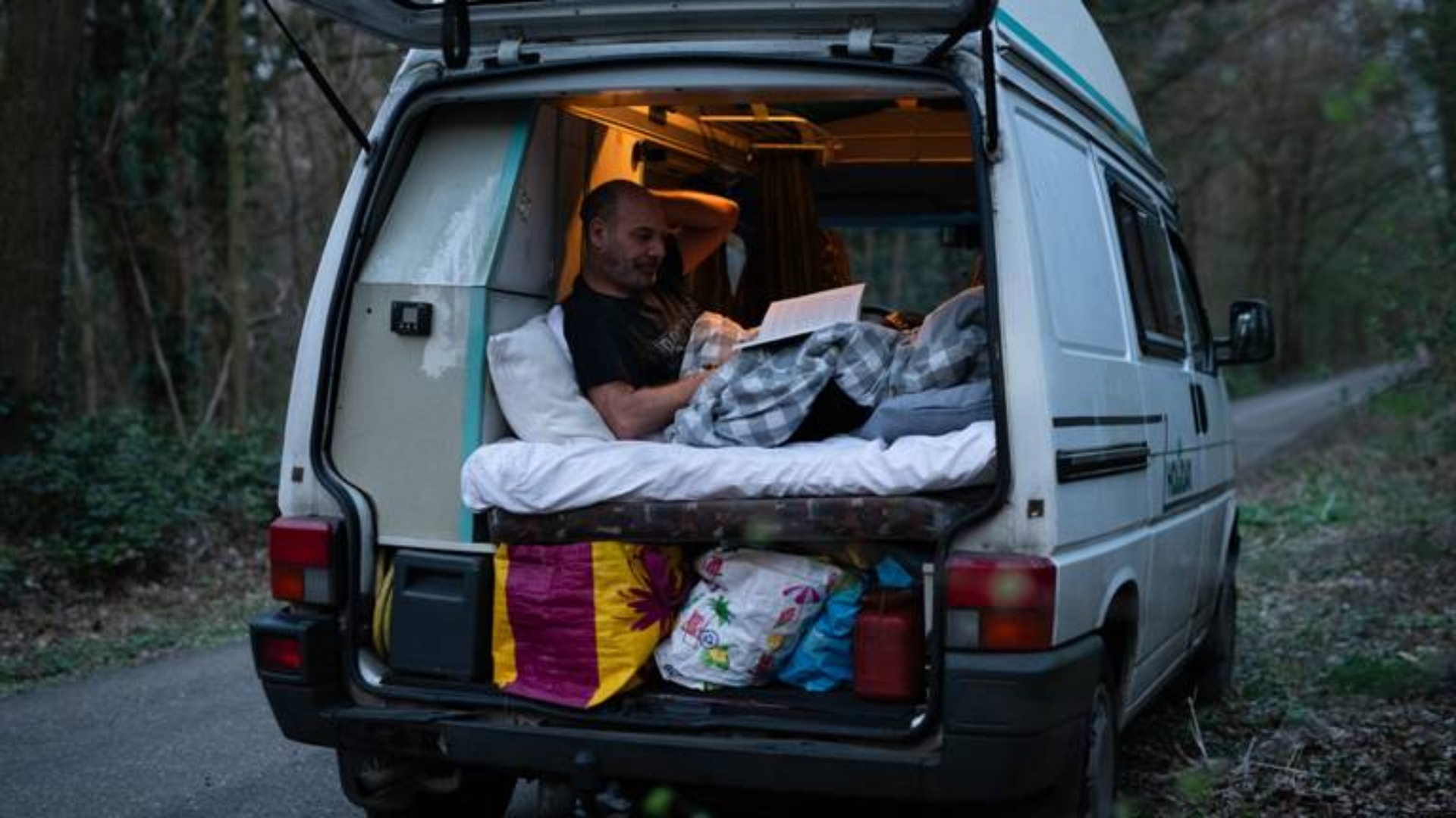 Wat valt er te leren van de dakloosheidaanpak in verschillende gemeenten?