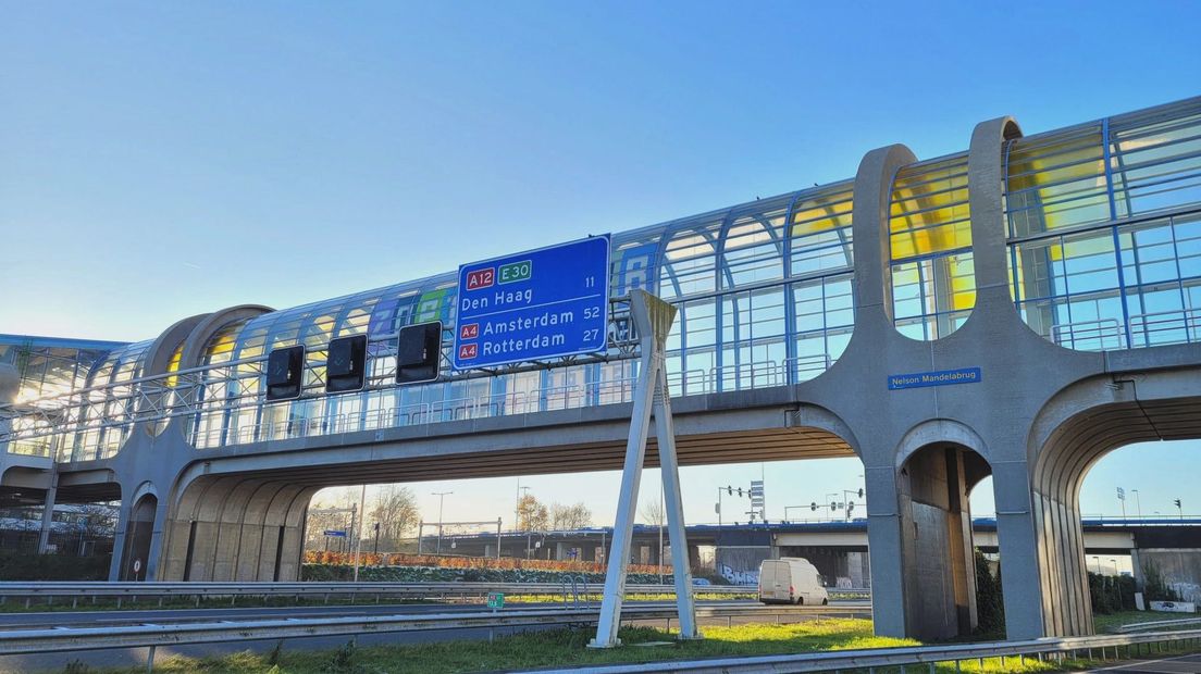 De Nelson Mandelabrug in Zoetermeer