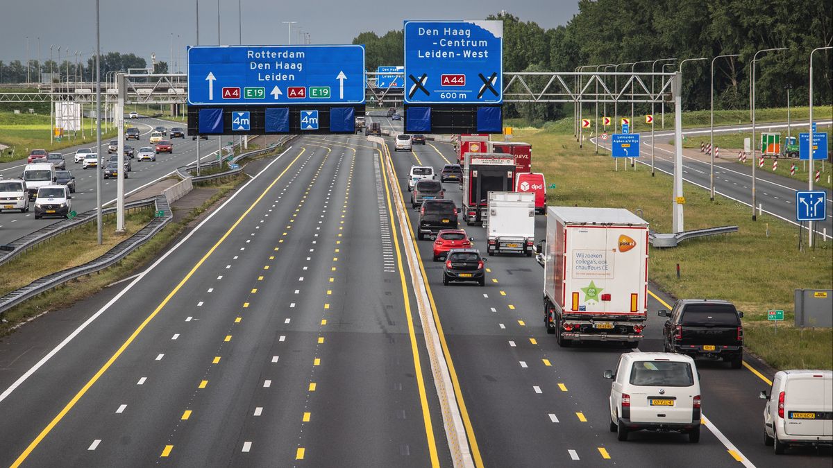 Werkzaamheden op A4 zorgen inderdaad voor files: 'Enige file in heel land die hele spits staat'