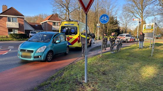112 Nieuws: Fietssters gewond bij aanrijdingen in Nijverdal en Hardenberg. 112 Nieuws: Fietssters gewond bij aanrijdingen in Nijverdal en Hardenberg.