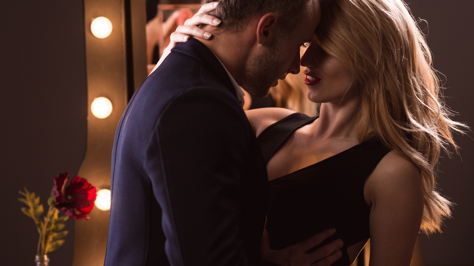 Dat mensen de behoefte voelen om vreemd te gaan, heeft volgens de Rotterdamse relatietherapeut verschillende oorzaken.