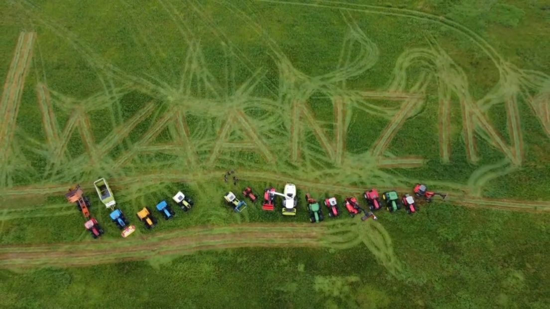 Boeren bij Scheemda hebben 'waanzin' in het gras gereden