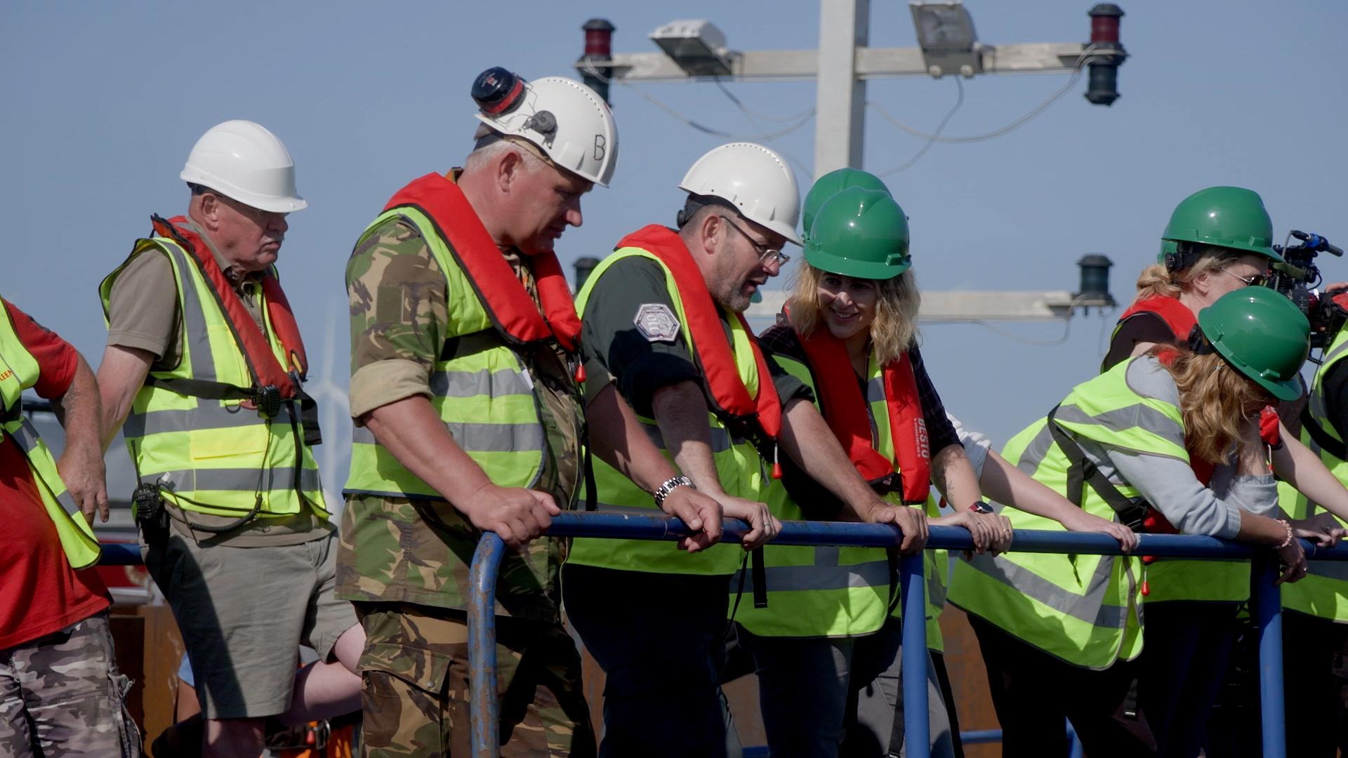 Medewerkers van Defensie en Súdwest-Fryslân wachten