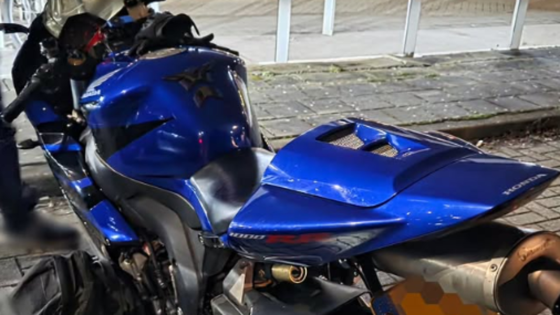 Motorrijder rijdt ruim 200 km/u op A27 bij Houten en moet rijbewijs inleveren