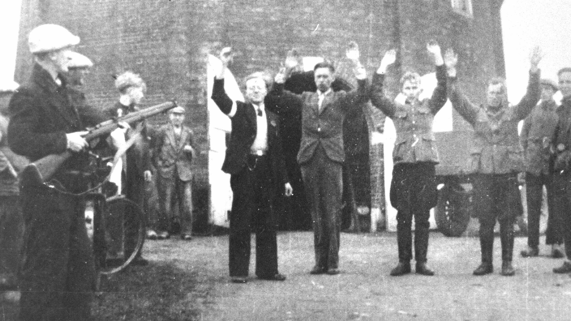 Gefoelich oarlochsargyf no ek yn te sjen by Tresoar: "Emosjonele ferhalen"