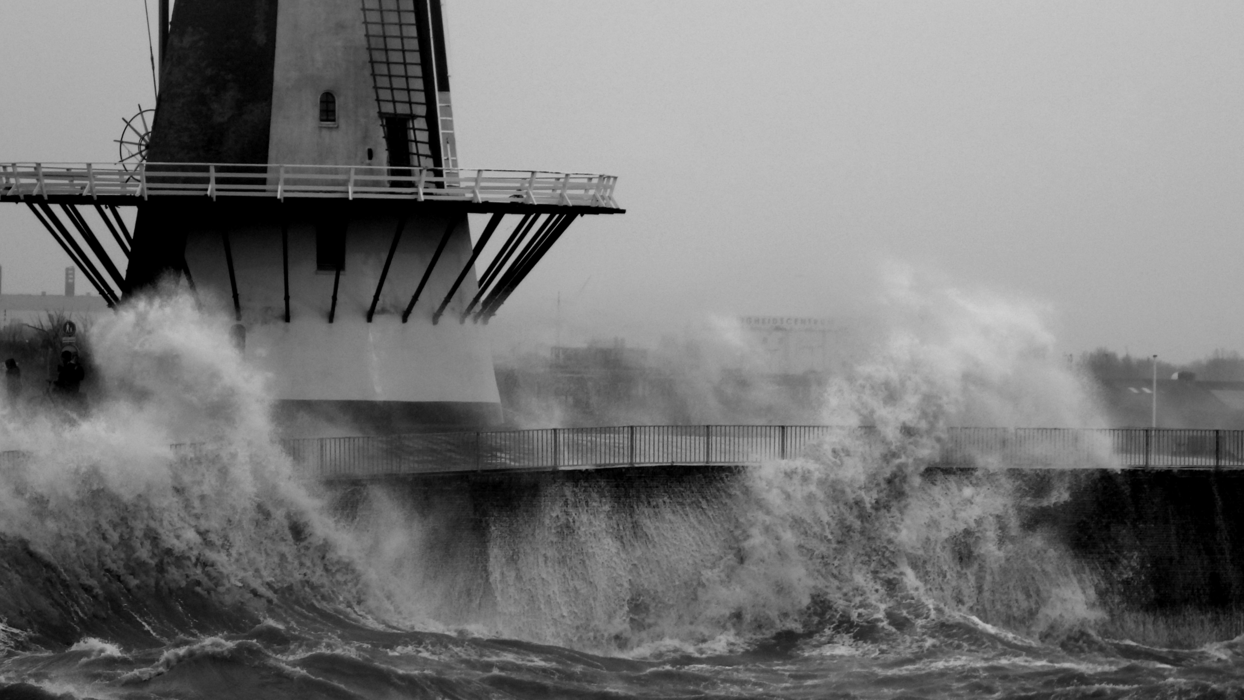 Code Geel Vanwege Harde Windstoten: 'Het Weer Slaat Helemaal Om ...