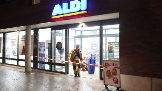 Winkel dicht om vuurwerk • vreemd ongeval.