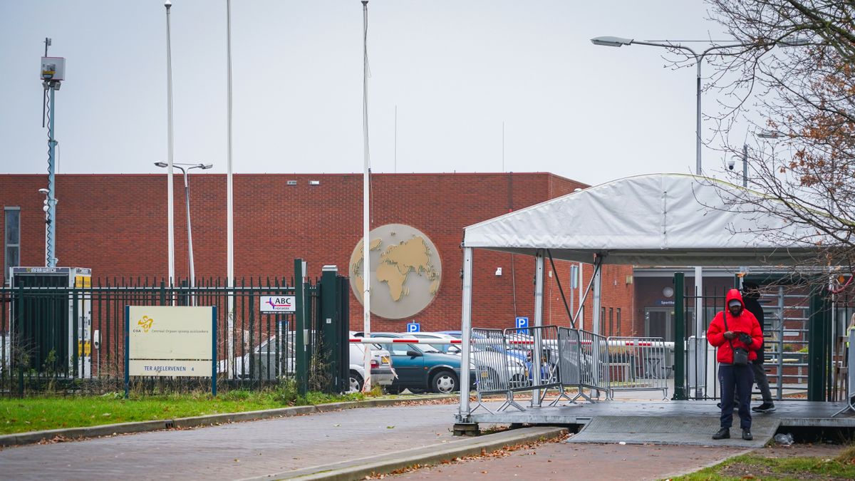 Aantal asielzoekers in Ter Apel daalt, nieuwe boete blijft uit