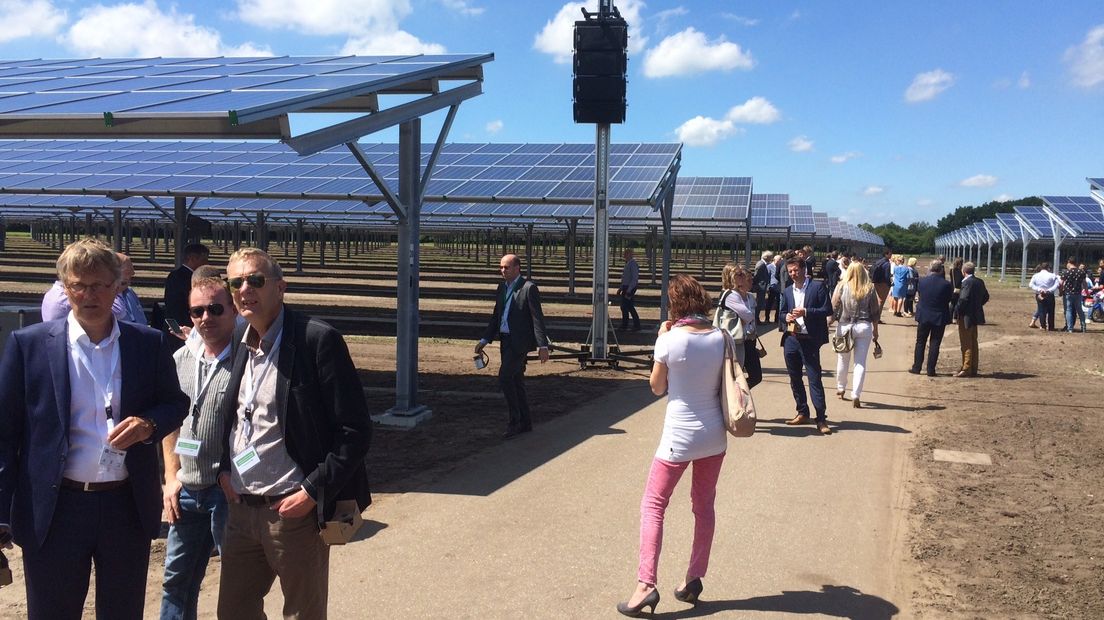 Het zonnepark wordt geopend (Rechten: Hielke Meijer)