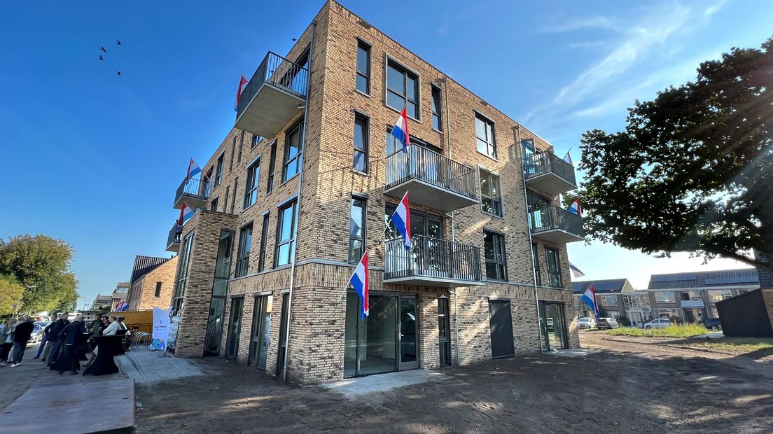 Het appartementencomplex aan de Troelstralaan in Baarn waar zorgmedewerker Alexander Zumpolle met voorrang in is gekomen.