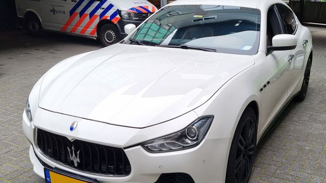 De in beslag genomen Maserati