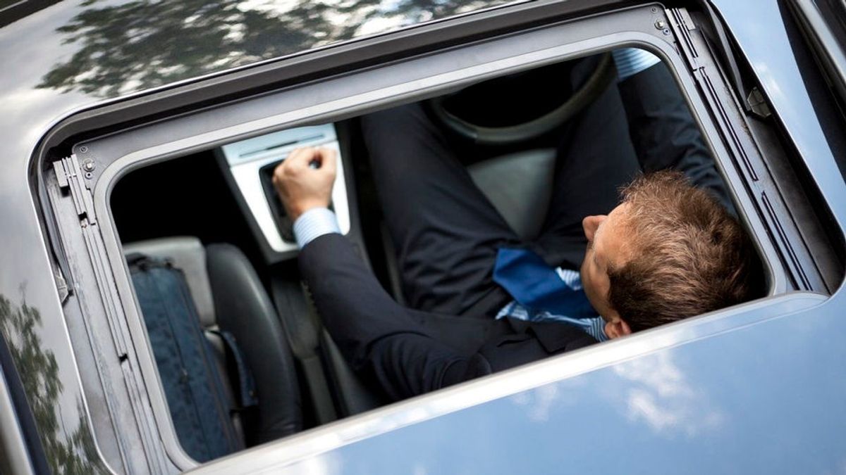 Ruim honderd Venrayse banen weg bij schuifdakenfabriek