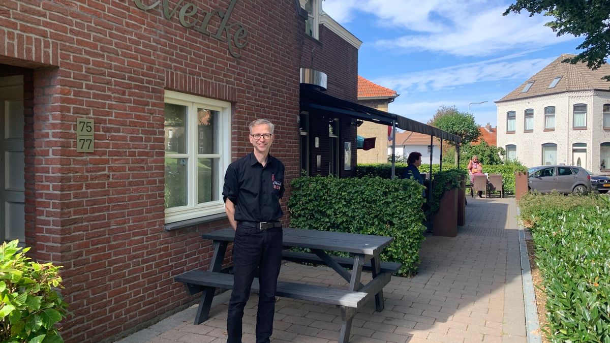 Route Regio duikt voor Tour de L1mbourg in Schimmert de kroeg in