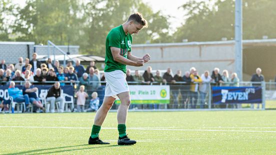 Voetbalteam vlucht kleedkamer in na overgenomen penalty's en sluit zich op, politie herstelt rust Nieuws