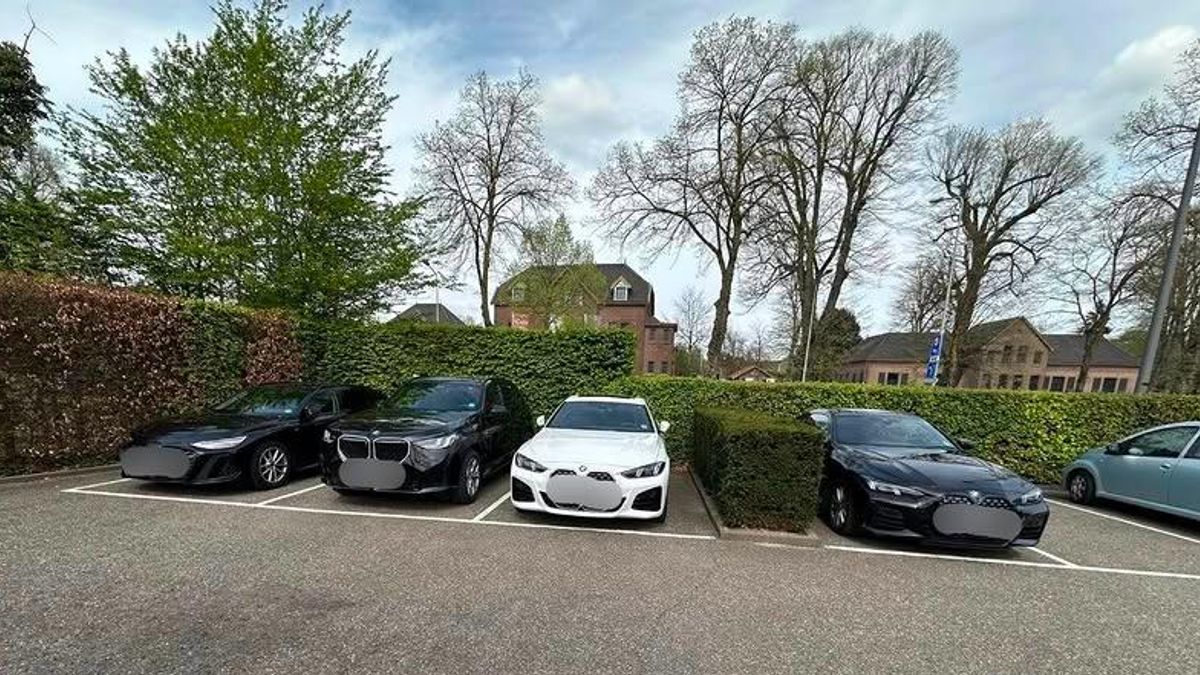 Trouwstoet met asociaal rijgedrag: vier auto's van weg gehaald, één persoon aangehouden