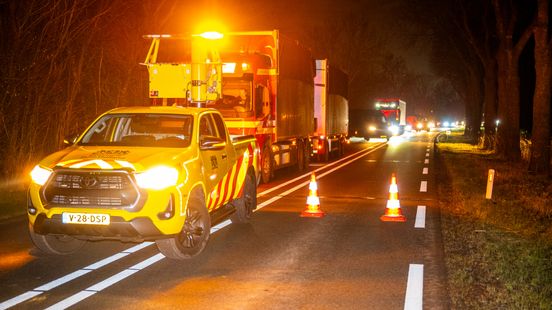 Provinciale weg dicht na botsing Nieuws