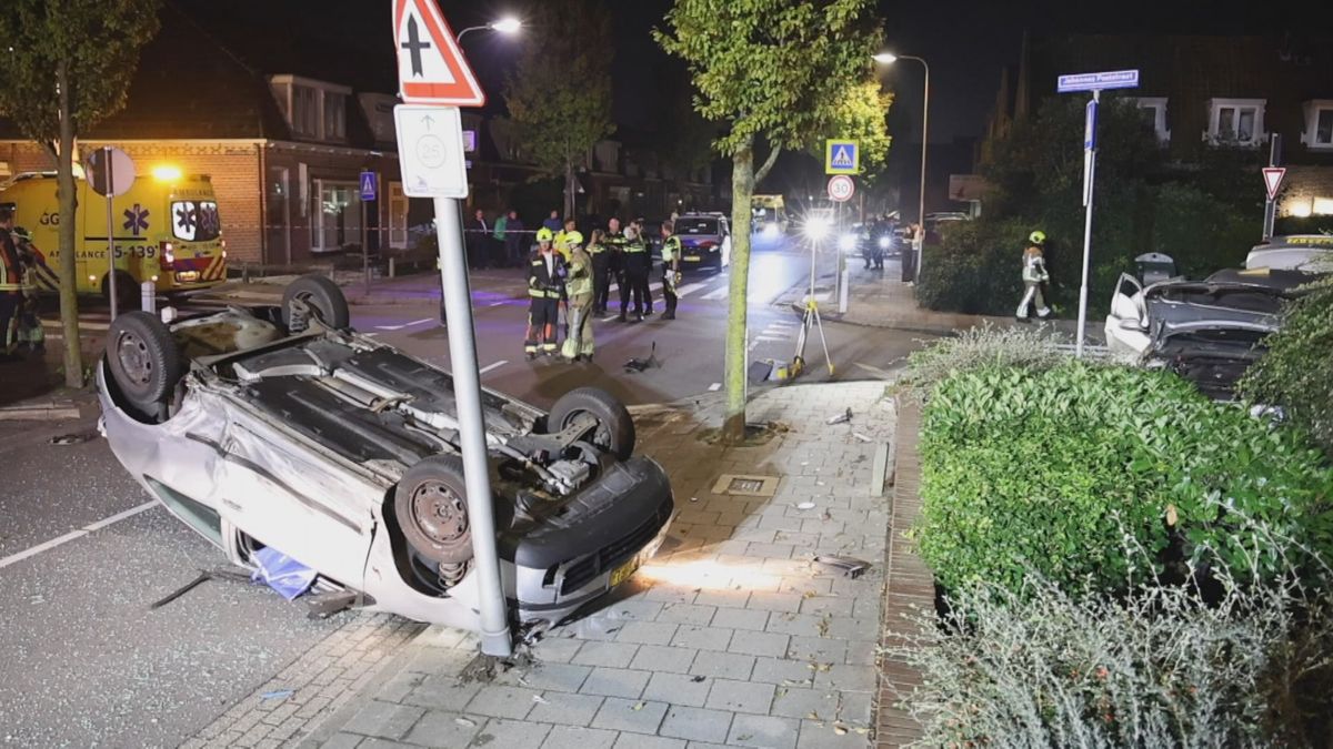 Ernstig ongeluk met twee auto's