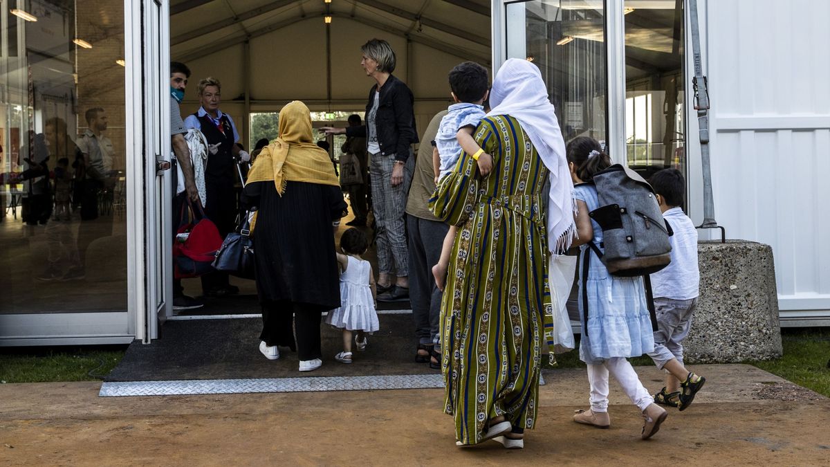 Eerste 28 Afghanen aangekomen in Zoutkamp (update)