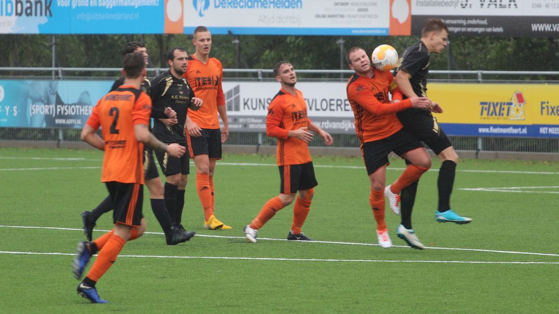 Flinke nederlaag Terneuzense Boys bij Montfoort