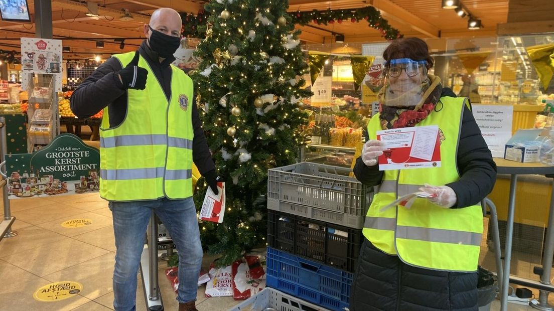 Ook bij deze supermarkt in Gieten kwamen donaties binnen (Rechten: RTV Drenthe)