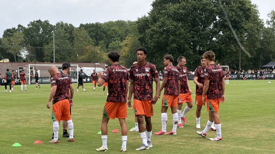 Zevenklapper NEC • Vitesse bij rust op voorsprong