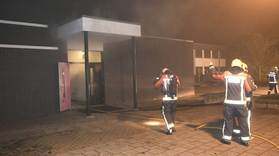 Brand in schoolgebouw Alphen aan den Rijn