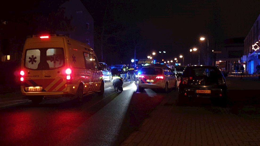 Politie rijdt bestelbus klem in Hengelo