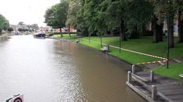 Ook bij de Nicolaïkerk in Appingedam staat het water hoog na de regenval
