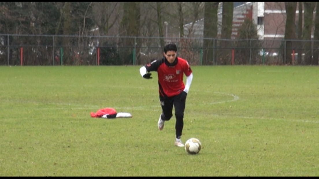Navarone Foor leek helemaal uit beeld voor een basisplaats.