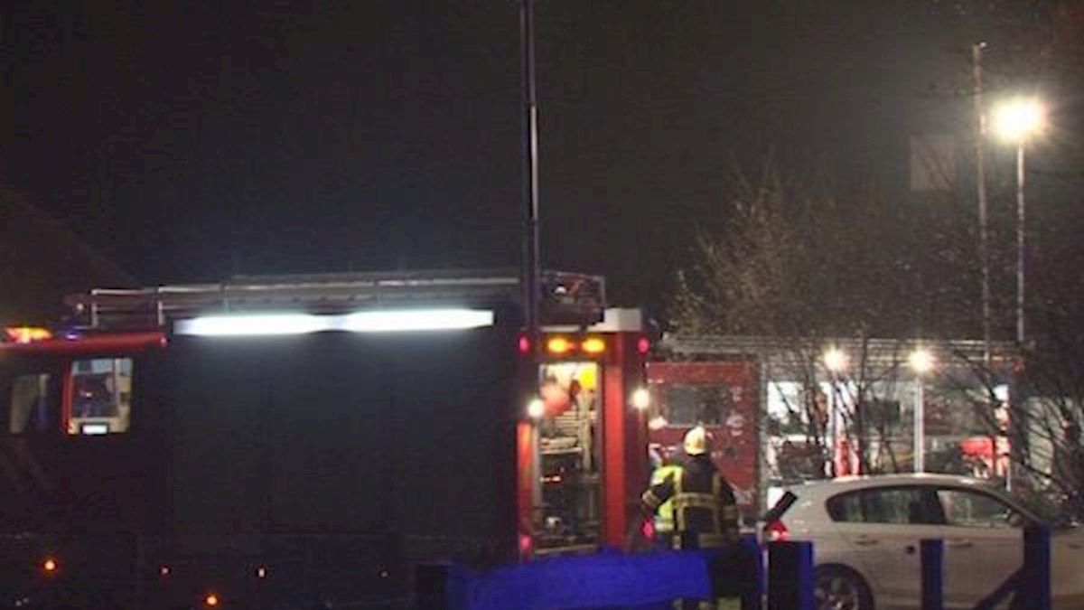 Brand in schuur Erik Hulzebosch in Loozen