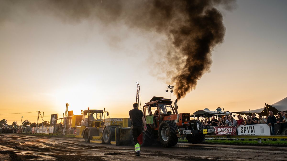 In Beeld: Trekkerslep Hooghalen