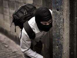 Jongen (17) belaagd en bestolen door gemaskerde straatrovers in Vlissingen