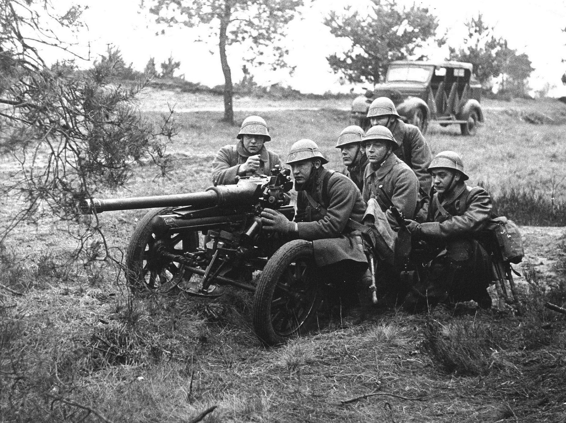 Basisschool Nuth adopteert oorlogsgraf - L1 Nieuws