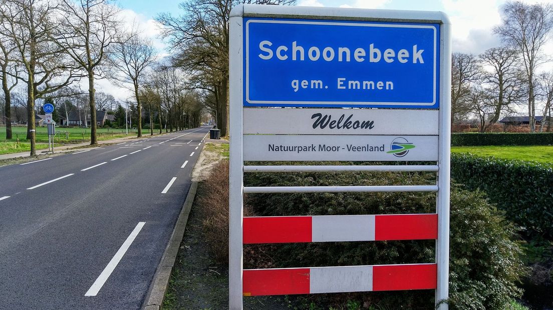 Schoonebeek vormt het decor van de oliewinning  (Rechten: RTV Drenthe/Erwin Kikkers)