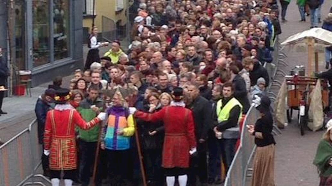 Lange wachtrij voor Dickens Festijn