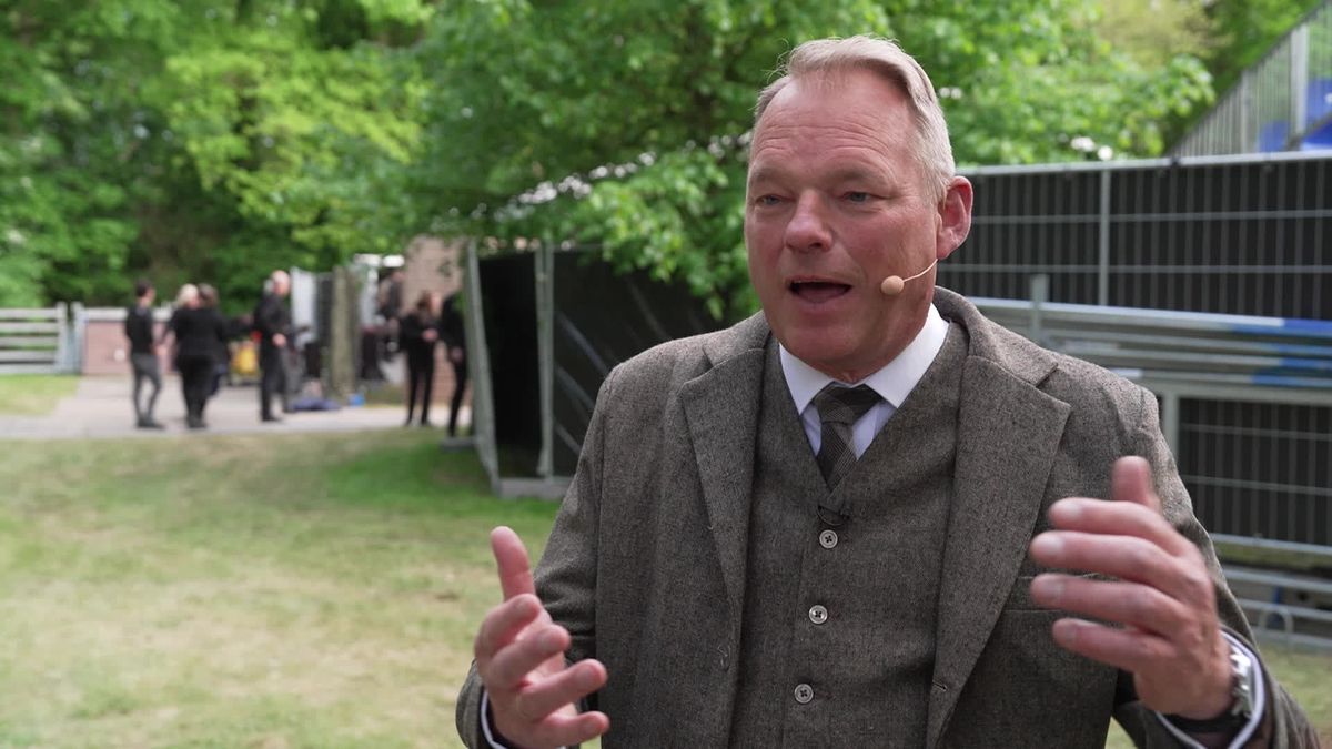 Theaterspektakel Razzia Verzet en Vrijheid in première in Vollenhove.