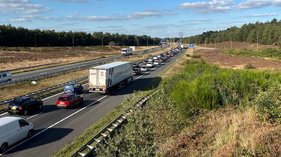 Motorrijder omgekomen bij ongeluk knooppunt Hattemerbroek. Motorrijder omgekomen bij ongeluk knooppunt Hattemerbroek.
