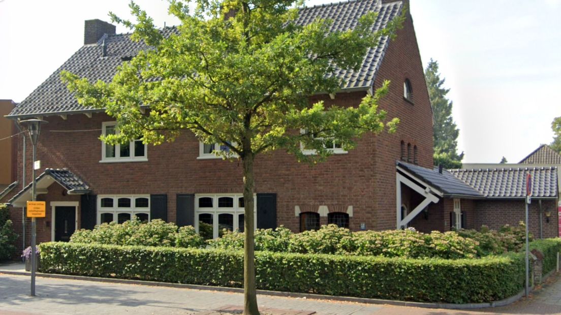 Deze woning bij het centrum van Wijchen moet mogelijk wijken voor een appartementencomplex.