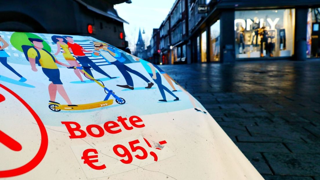 Politiek in Enschede wil spoeddebat over de rellen