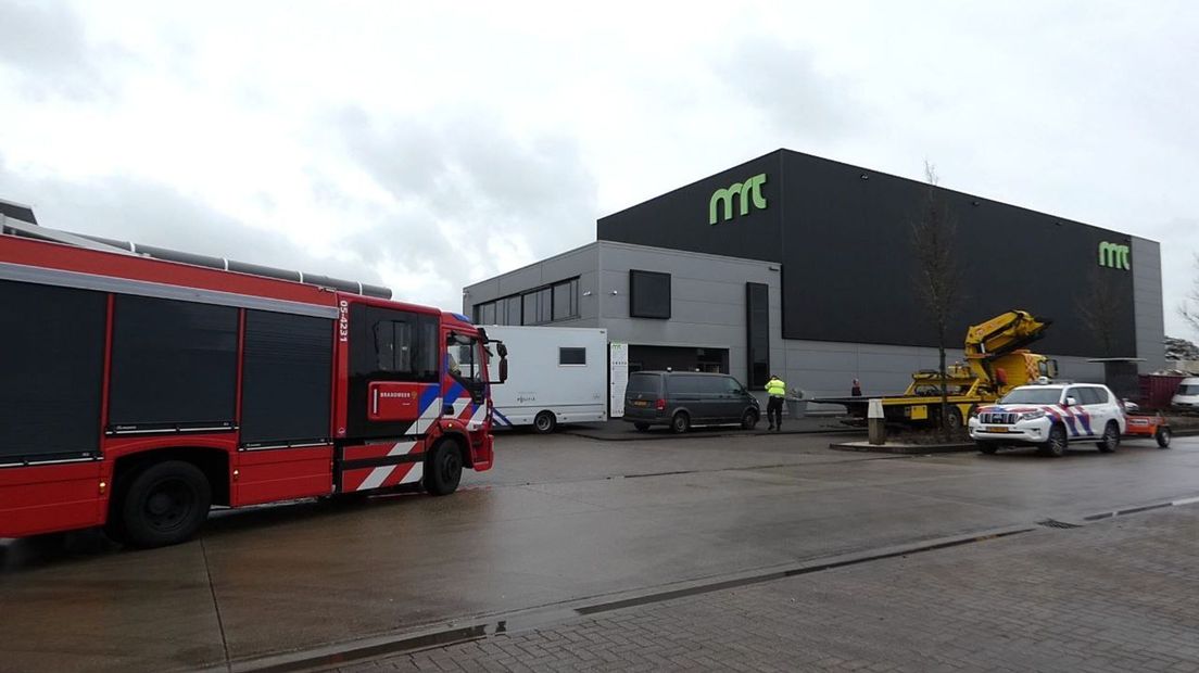 Politie pakt drie verdachten op in Enschede na kraken chatdienst Exclu