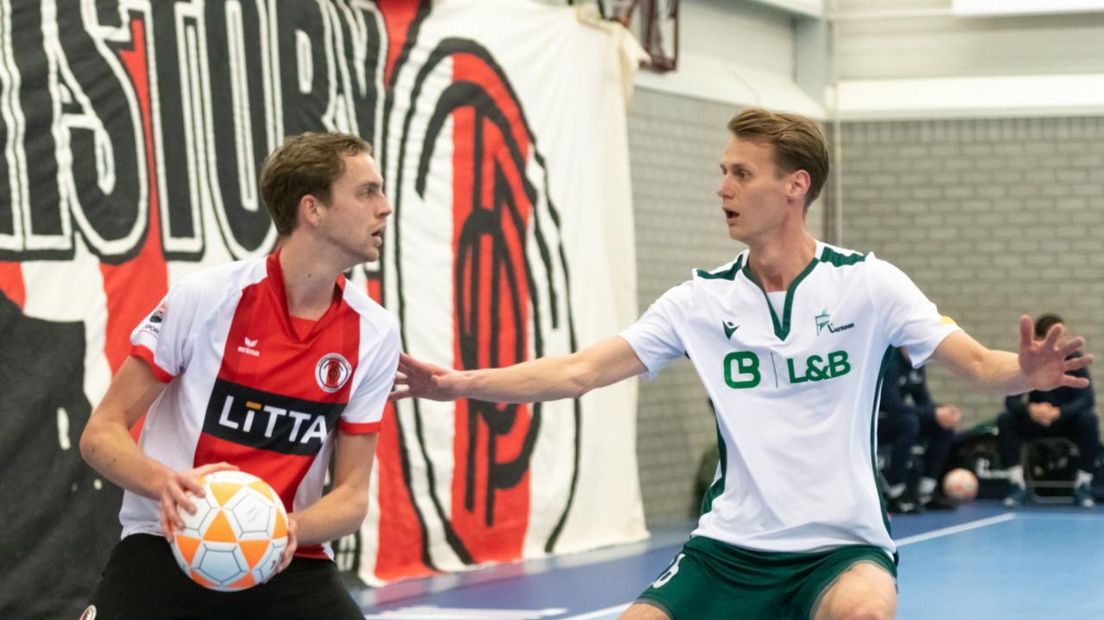 Frank Mostard (l) in actie namens TOP I