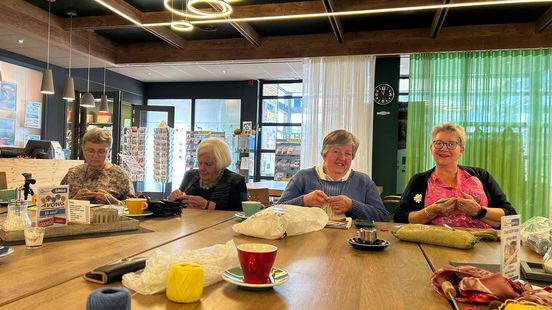 Heino maakt zich op voor koninklijk bezoek: 'Geven we hem een breiwerkje?' Nieuws