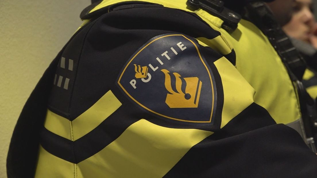 De onderbezetting en hoge werkdruk zorgen ervoor dat de rek bij de politie eruit is.