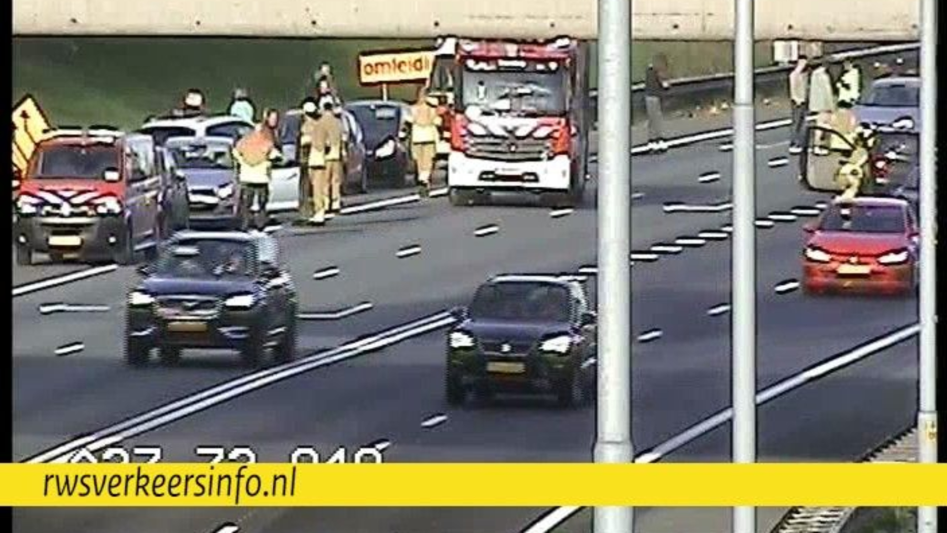 Rijstroken weer vrij na ongeluk op A27 bij Lunetten.