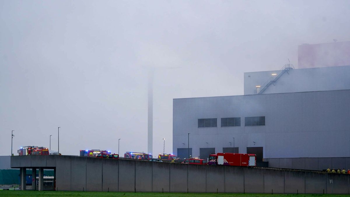 Brand uitgebroken bij afvalverwerkingsbedrijf in Coevorden