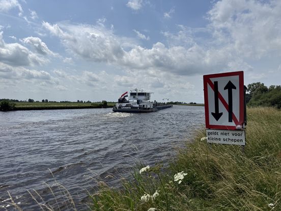 Zes provincies bundelen krachten voor meer goederenvervoer over spoor en water