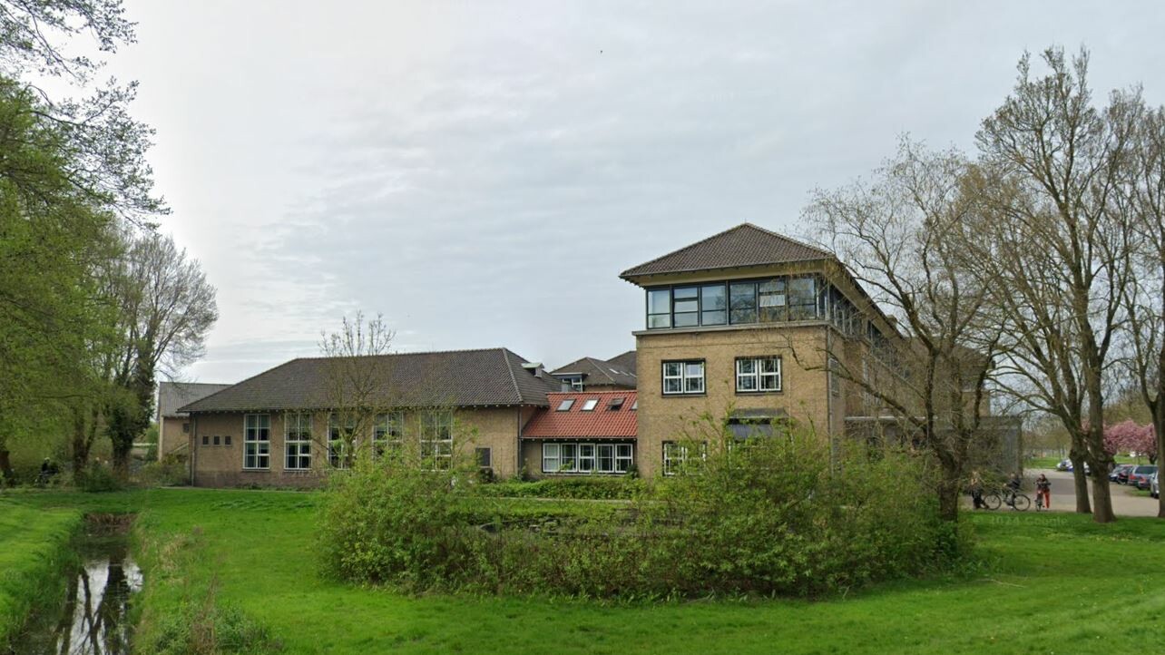 Gean de middelbere skoallen yn Snits fierder yn ien nije campus?
