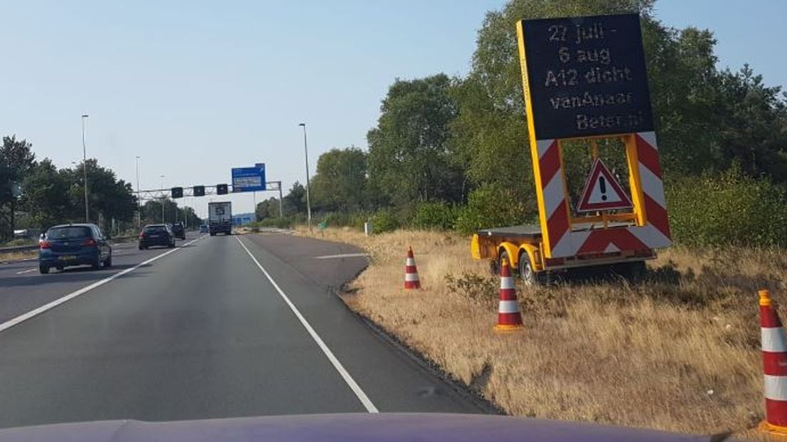 De afsluiting van de A12 bij Arnhem voor groot onderhoud is lastig voor ondernemers, maar zij hebben er wel begrip voor. De snelweg is vanaf vrijdagavond tien dagen dicht tussen de knooppunten Waterberg en Grijsoord, in de richting van Utrecht.