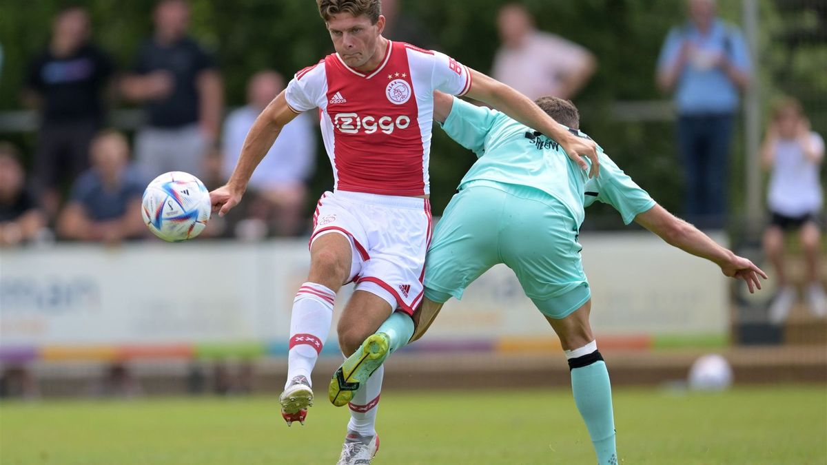 Ajax-talent Aertssen uit Wolphaartsdijk ziet stormachtige ontwikkeling beloond worden