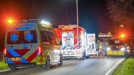 Twee aanhoudingen bij hennepkwekerij in Veendam • Zwaargewonde bij botsing met vrachtwagen bij grens met Friesland. Twee aanhoudingen bij hennepkwekerij in Veendam • Zwaargewonde bij botsing met vrachtwagen bij grens met Friesland.